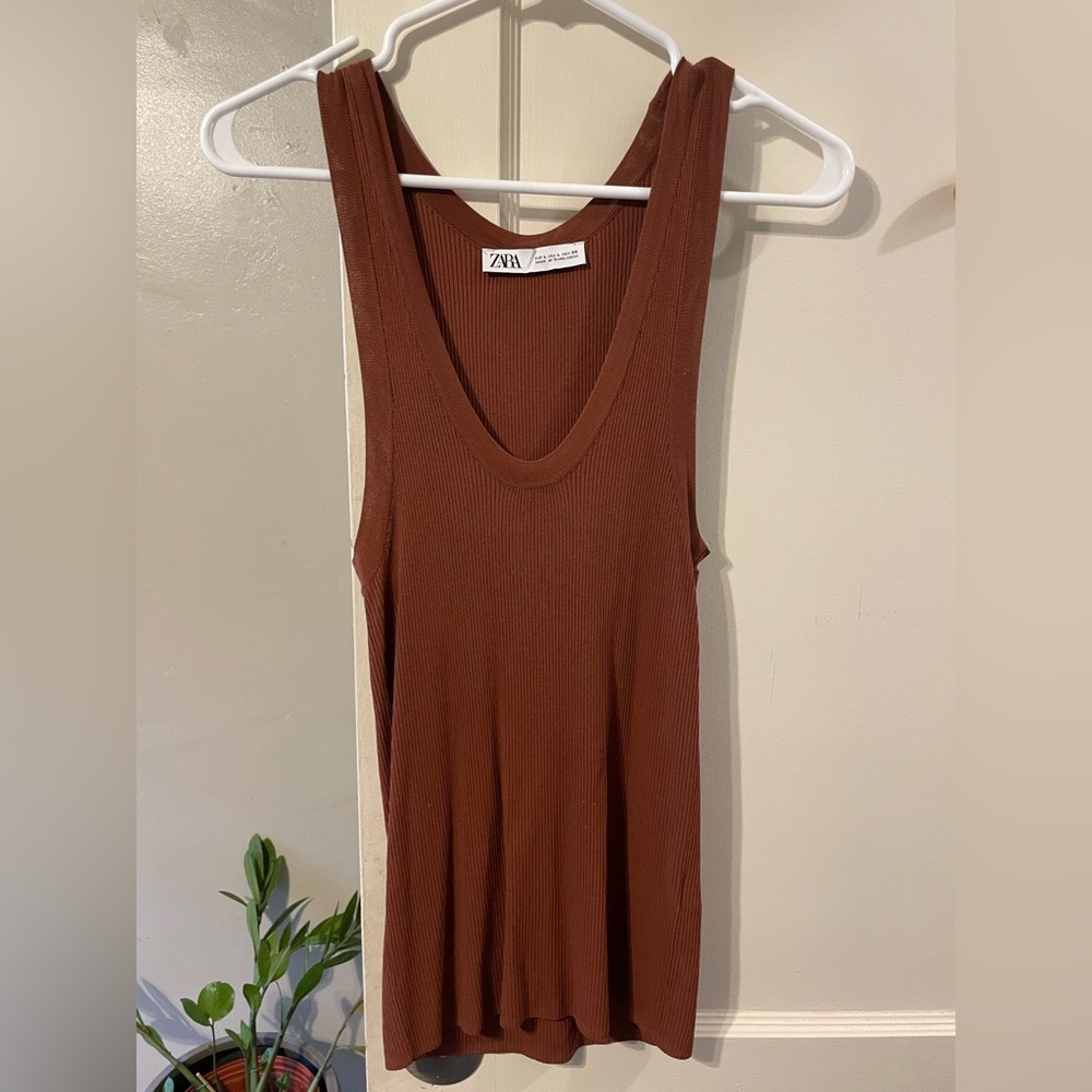 Zara Women's Brown Ribbed Tank Top